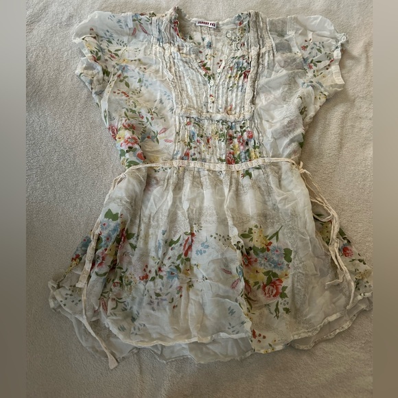 Johnny Was Tops - Johnny Was White Floral Short Sleeve Blouse